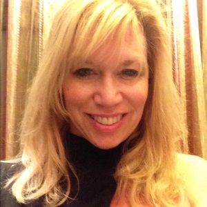 Meet your Posher, Denise